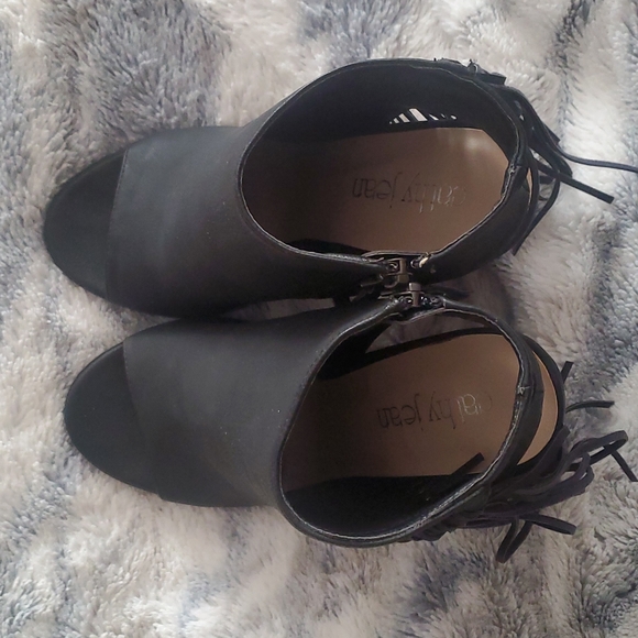 Cathy Jean Black Frindge Bootsies - Picture 3 of 11